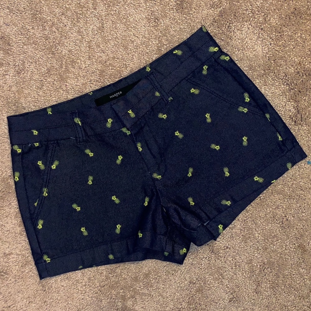 Gillian Harper Pineapple Printed Shorts